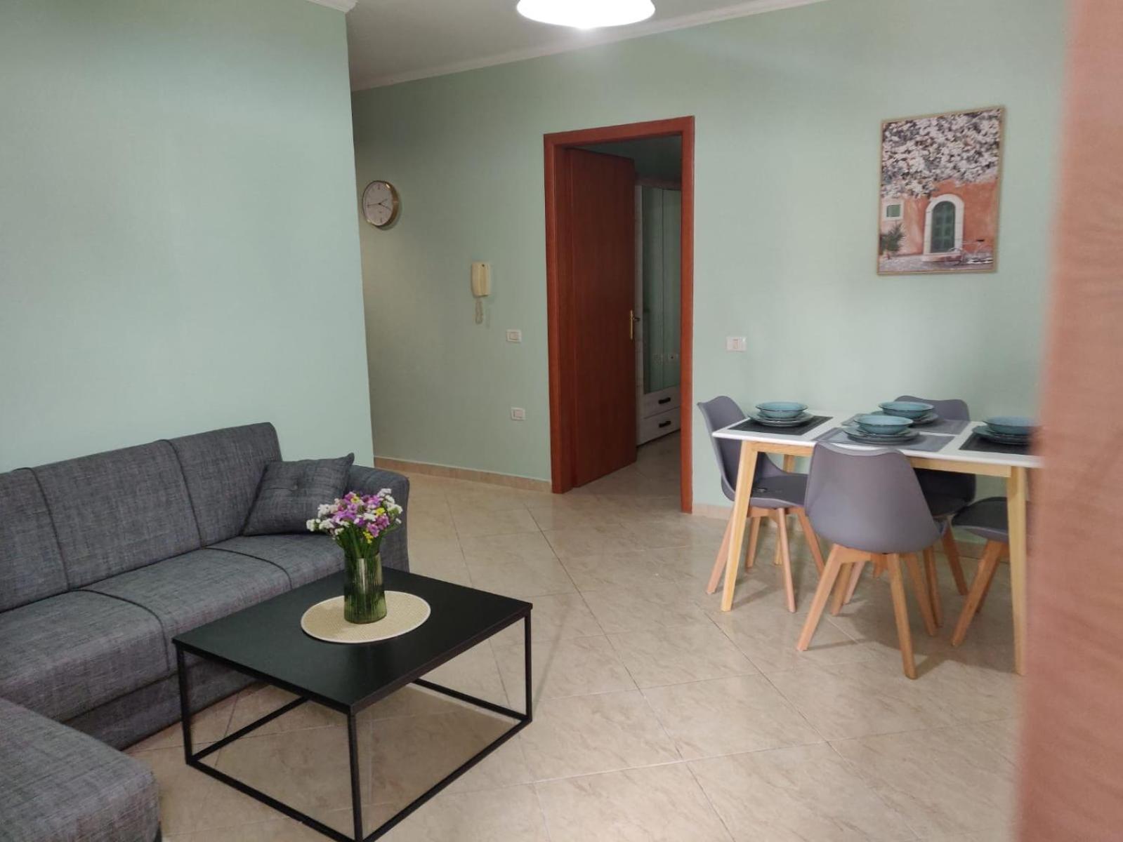 Bevis Apartment Tiranë Luaran gambar