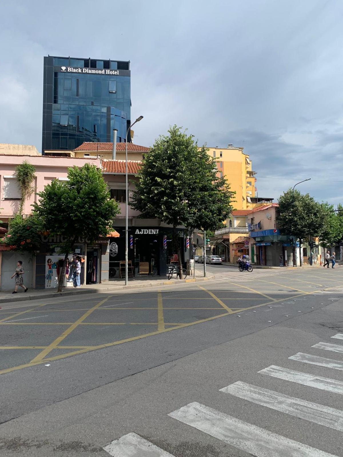 Bevis Apartment Tiranë Luaran gambar